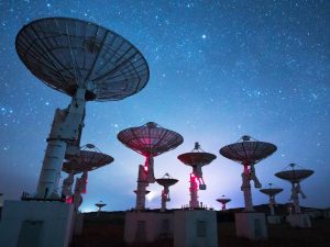 radio-telescope-at-night.jpg